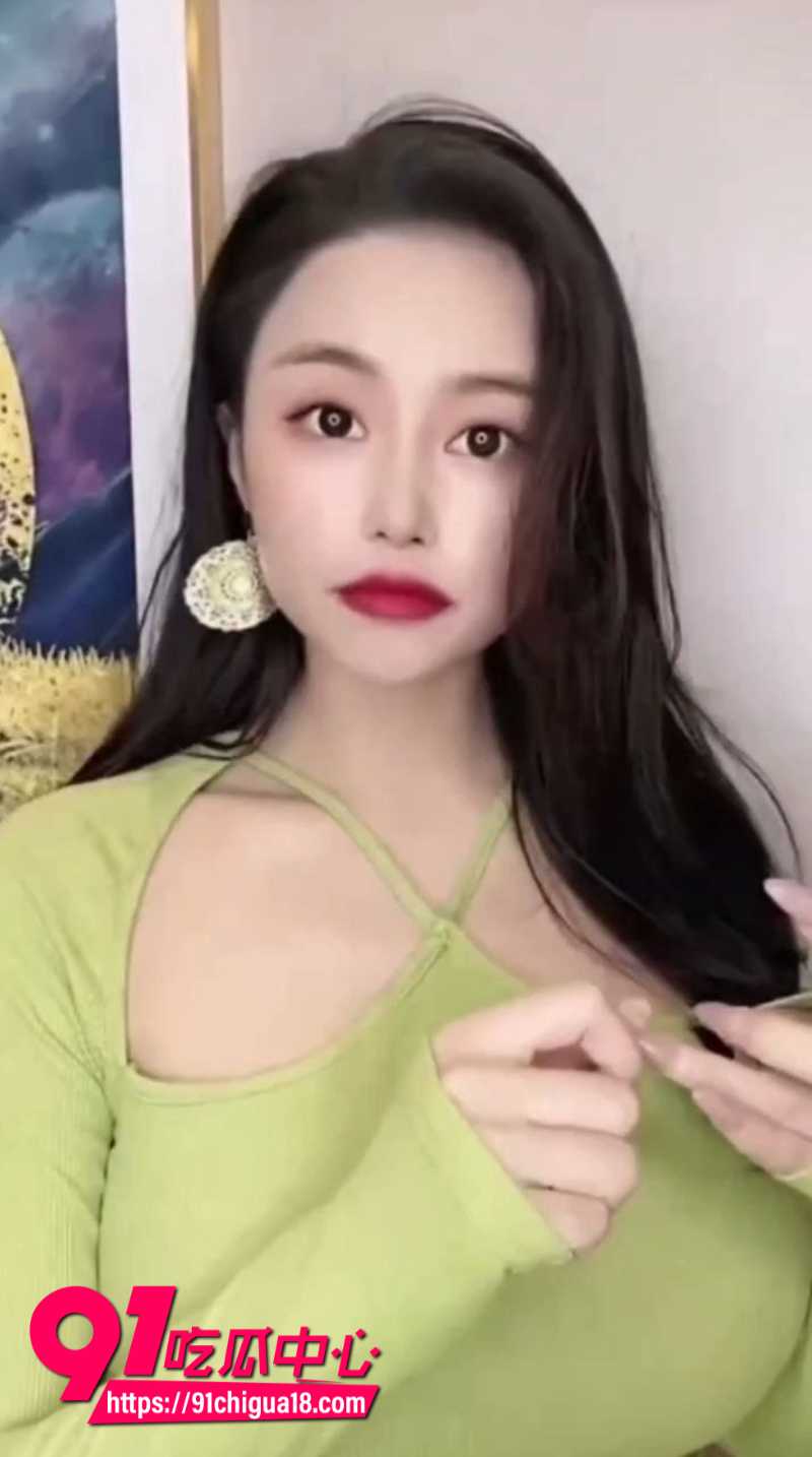 极品女网红吃糖吐泡泡全裸脱衣诱惑4