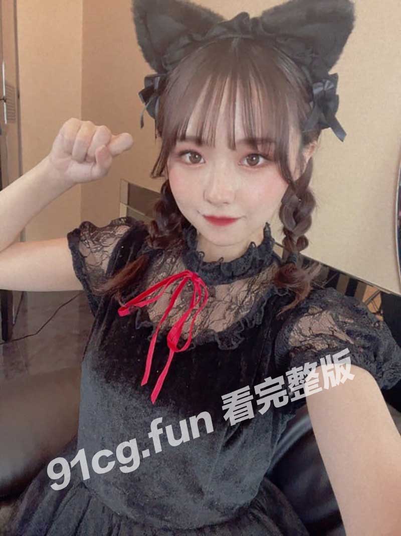 【国产独家】萝莉控必看 蒙面歹徒大战萝莉女神"芮芮"视频流出